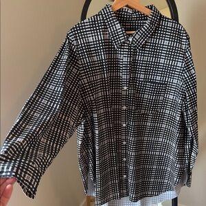 Lysse Black and White Checkered Button-Up Shirt